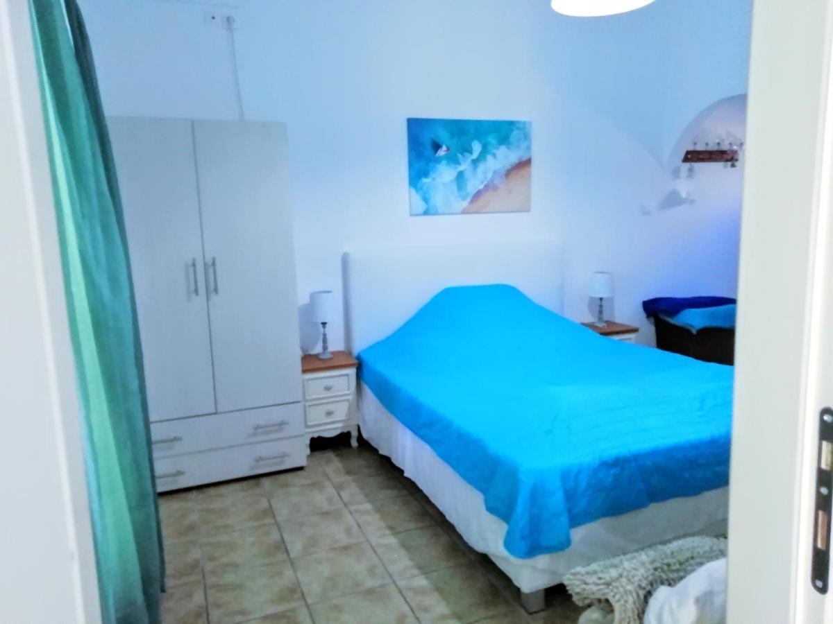 Logaras Seaview Apartment Luaran gambar