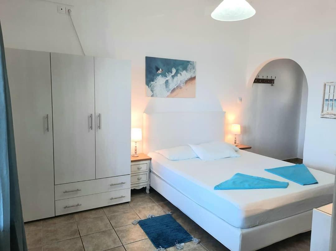 Logaras Seaview Apartment Luaran gambar