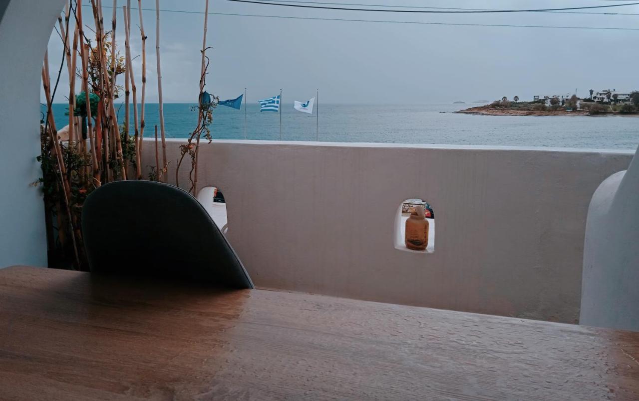 Logaras Seaview Apartment Luaran gambar
